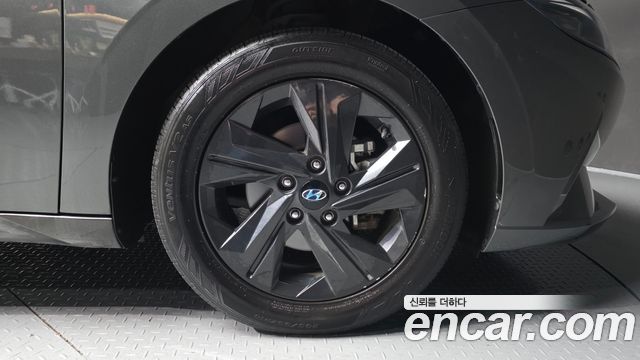 Hyundai AVANTE 2021 — photo 5