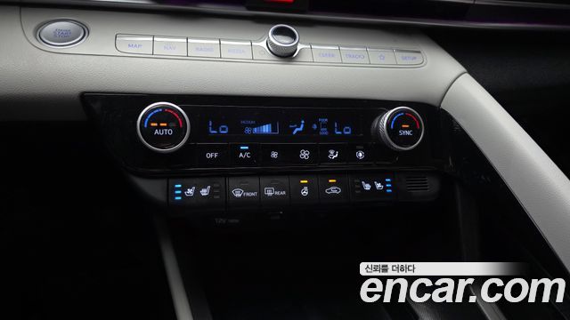 Hyundai AVANTE 2021 — photo 24