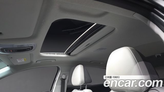 Hyundai AVANTE 2021 — photo 25