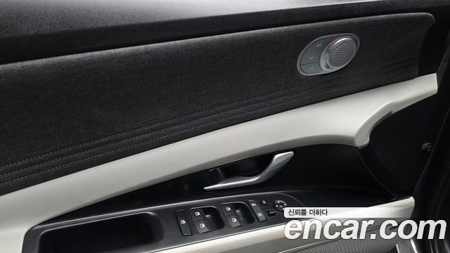 Hyundai AVANTE 2021 — photo 26
