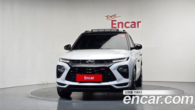 Chevrolet Korea Trailblazer 2022 — photo 3