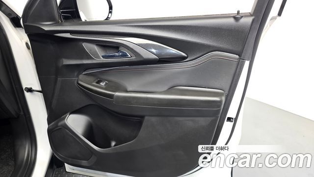 Chevrolet Korea Trailblazer 2022 — photo 14