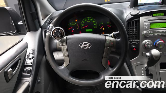 Hyundai Starex 2016 — photo 20
