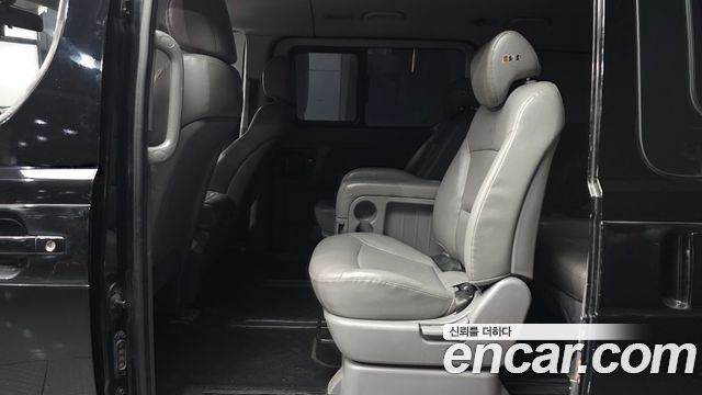 Hyundai Starex 2016 — photo 16