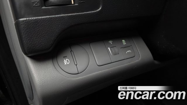 Hyundai Starex 2016 — photo 27