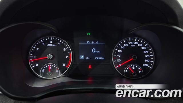 Kia K5 2020 — photo 11