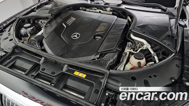 Mercedes-Benz S-Class 2023 — photo 6