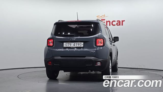 Jeep Renegade 2017 — photo 4