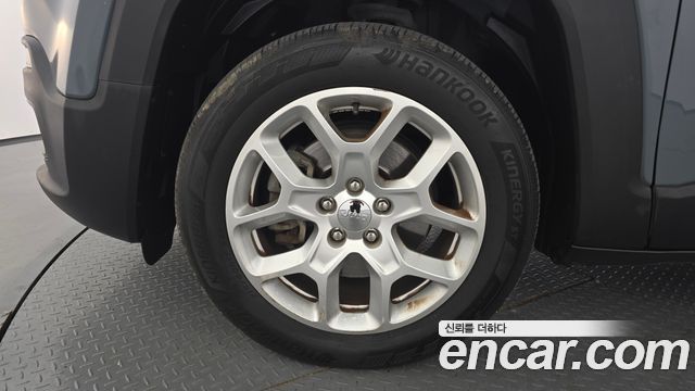 Jeep Renegade 2017 — photo 5