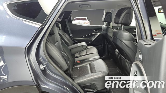 Hyundai Santafe 2016 — photo 17