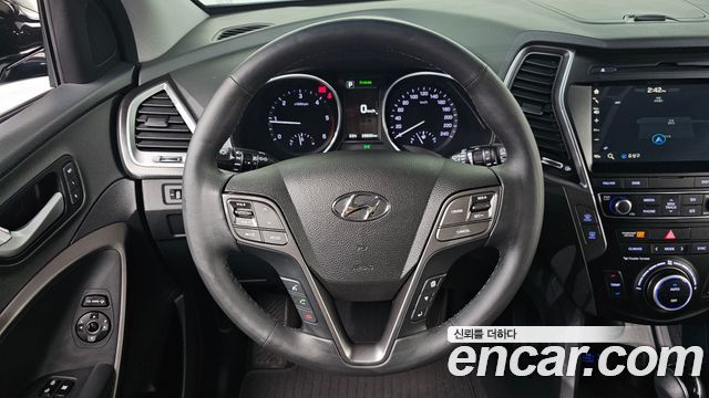 Hyundai Santafe 2016 — photo 20