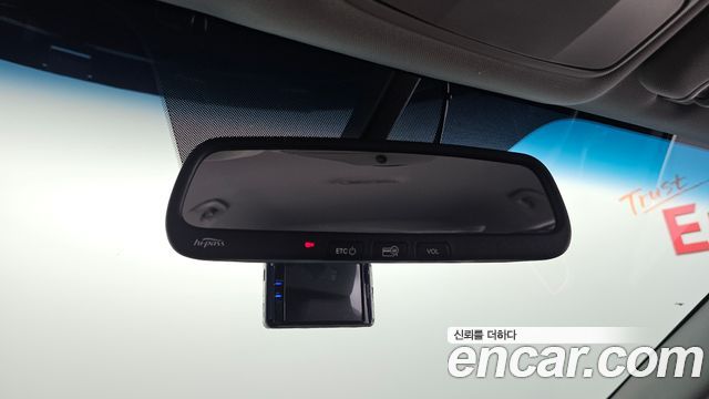Hyundai Santafe 2016 — photo 23