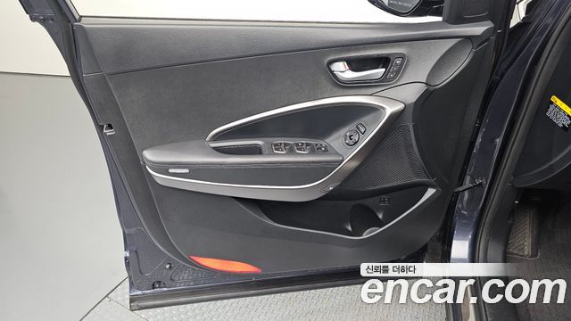 Hyundai Santafe 2016 — photo 14