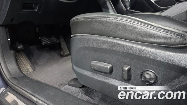 Hyundai Santafe 2016 — photo 29