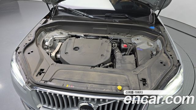 Volvo XC90 2024 — photo 6