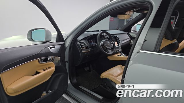 Volvo XC90 2024 — photo 13