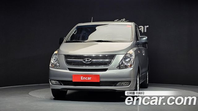 Hyundai Starex 2011 — photo 3