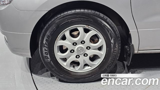 Hyundai Starex 2011 — photo 5