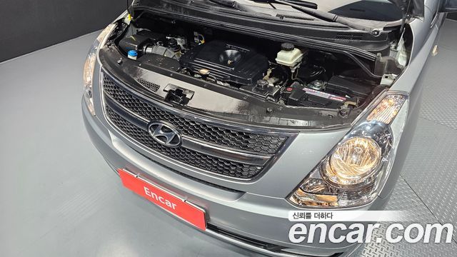Hyundai Starex 2011 — photo 6