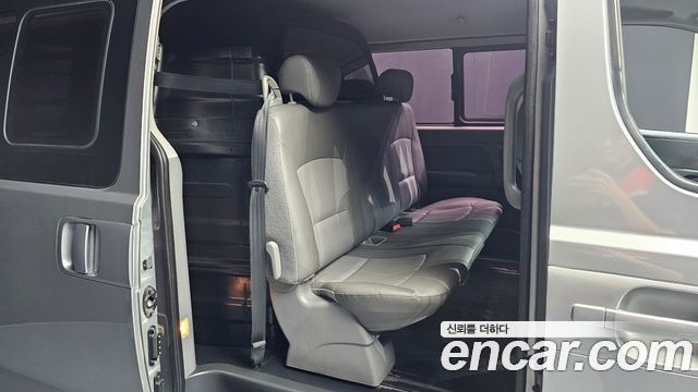 Hyundai Starex 2011 — photo 11