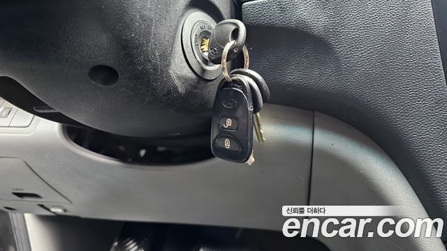 Hyundai Starex 2011 — photo 20