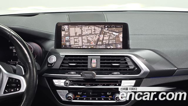 BMW X4 2021 — photo 20