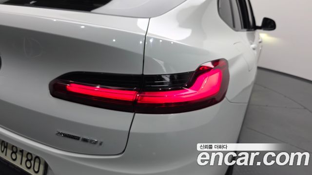 BMW X4 2021 — photo 9