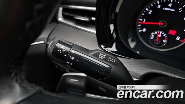 Kia K5 2022 — photo 16