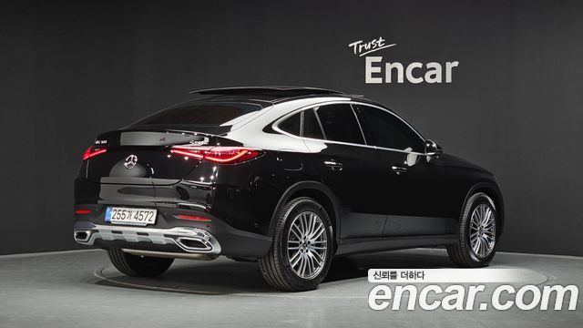 Mercedes-Benz GLC-Class 2026 — photo 2