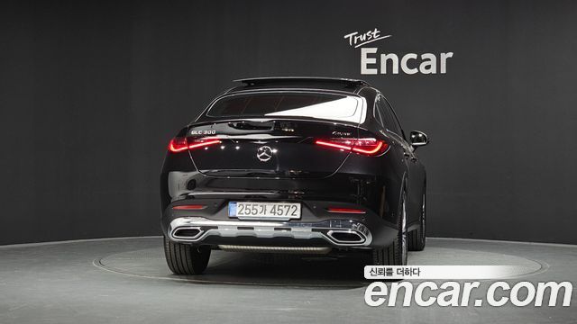 Mercedes-Benz GLC-Class 2026 — photo 4