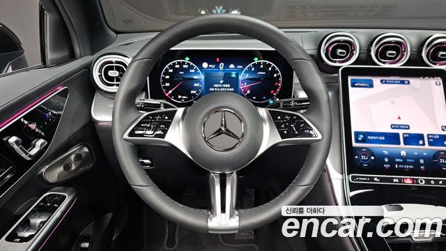 Mercedes-Benz GLC-Class 2026 — photo 19