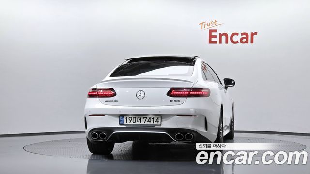 Mercedes-Benz E-Class 2021 — photo 4