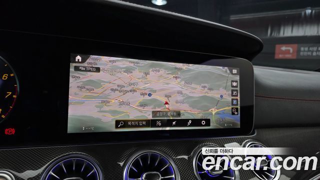 Mercedes-Benz E-Class 2021 — photo 18