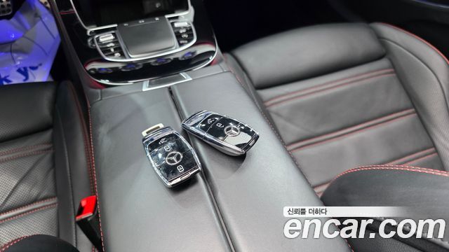 Mercedes-Benz E-Class 2021 — photo 28