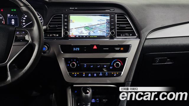 Hyundai Sonata 2017 — photo 20