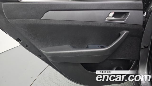 Hyundai Sonata 2017 — photo 15
