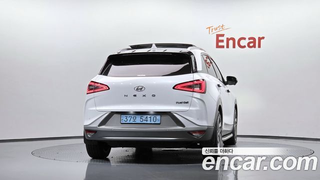Hyundai Nexo 2023 — photo 4
