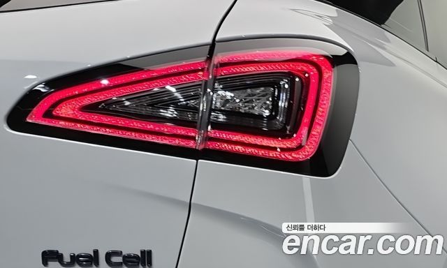 Hyundai Nexo 2023 — photo 9