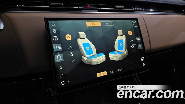 Land Rover Range Rover Sport 2025 — photo 12