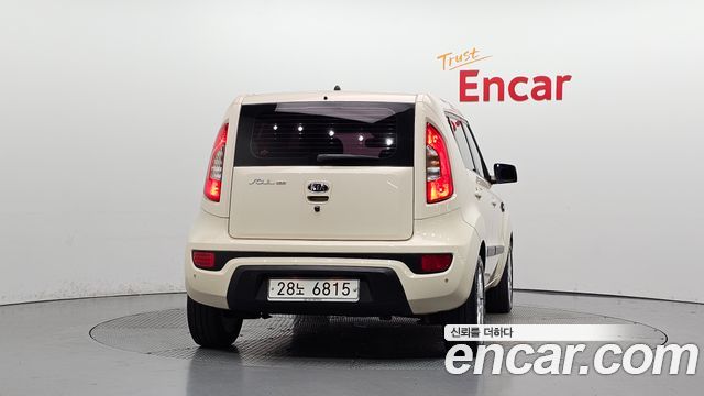 Kia Soul 2012 — photo 4