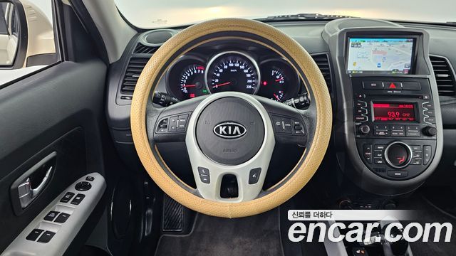 Kia Soul 2012 — photo 12