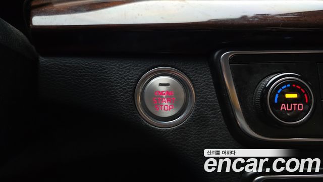 Kia K7 2016 — photo 29