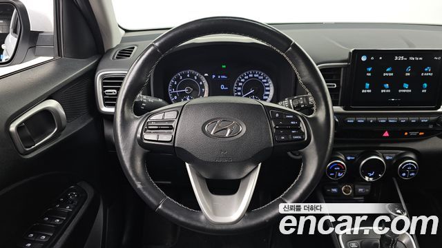 Hyundai Venue 2022 — photo 19