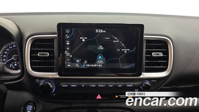Hyundai Venue 2022 — photo 20