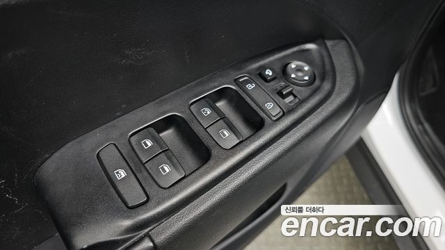 Hyundai Venue 2022 — photo 25