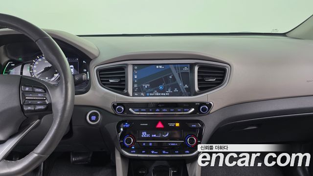 Hyundai Ioniq 2019 — photo 20