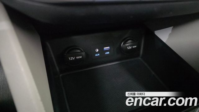 Hyundai Ioniq 2019 — photo 29