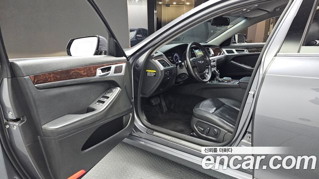Hyundai Genesis 2016 — photo 13
