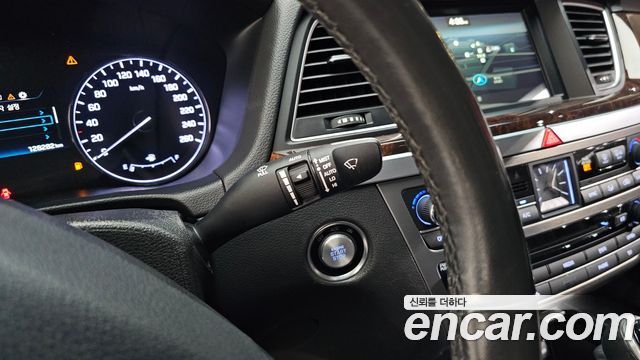 Hyundai Genesis 2016 — photo 24
