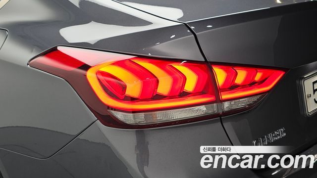 Hyundai Genesis 2016 — photo 9